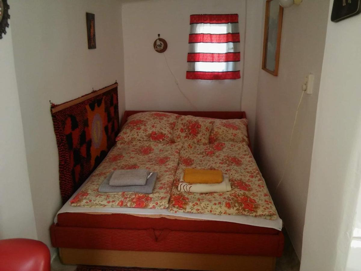 Апартаменты Apartman Kuckoval Балатонфёльдвар Экстерьер фото