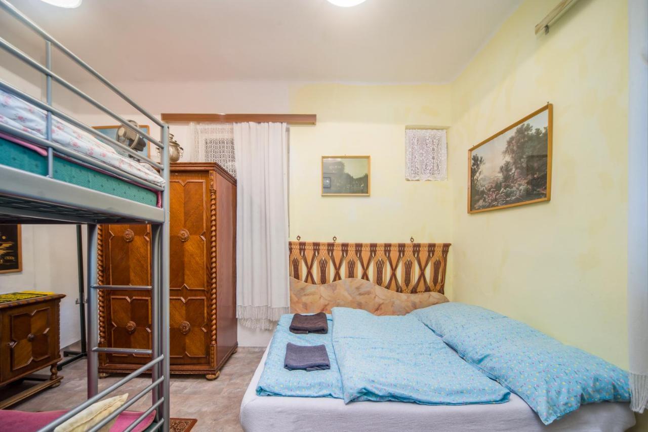 Апартаменты Apartman Kuckoval Балатонфёльдвар Экстерьер фото